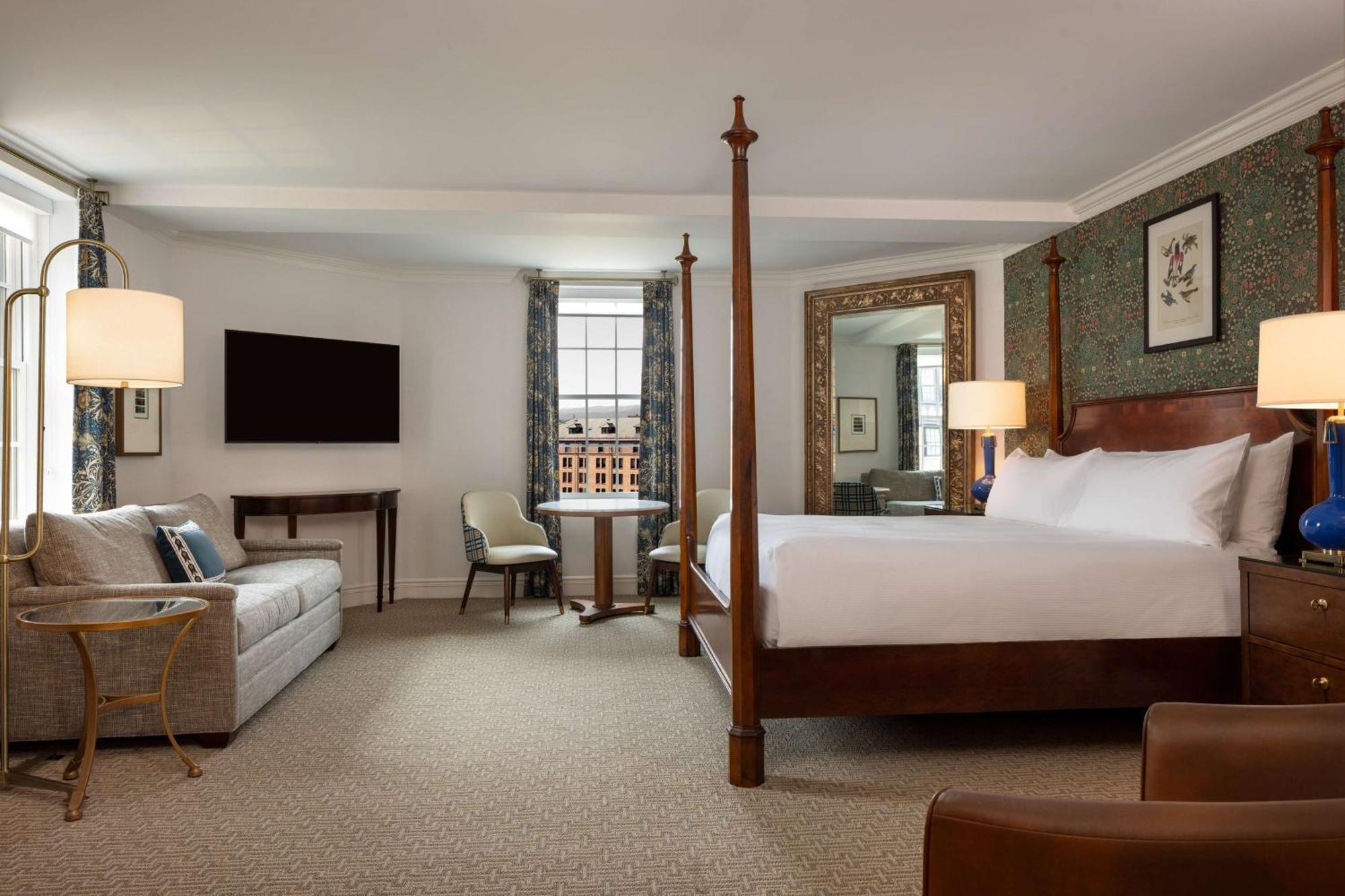 Hotel Roanoke & Conference Center, Curio Collection By Hilton Exteriör bild