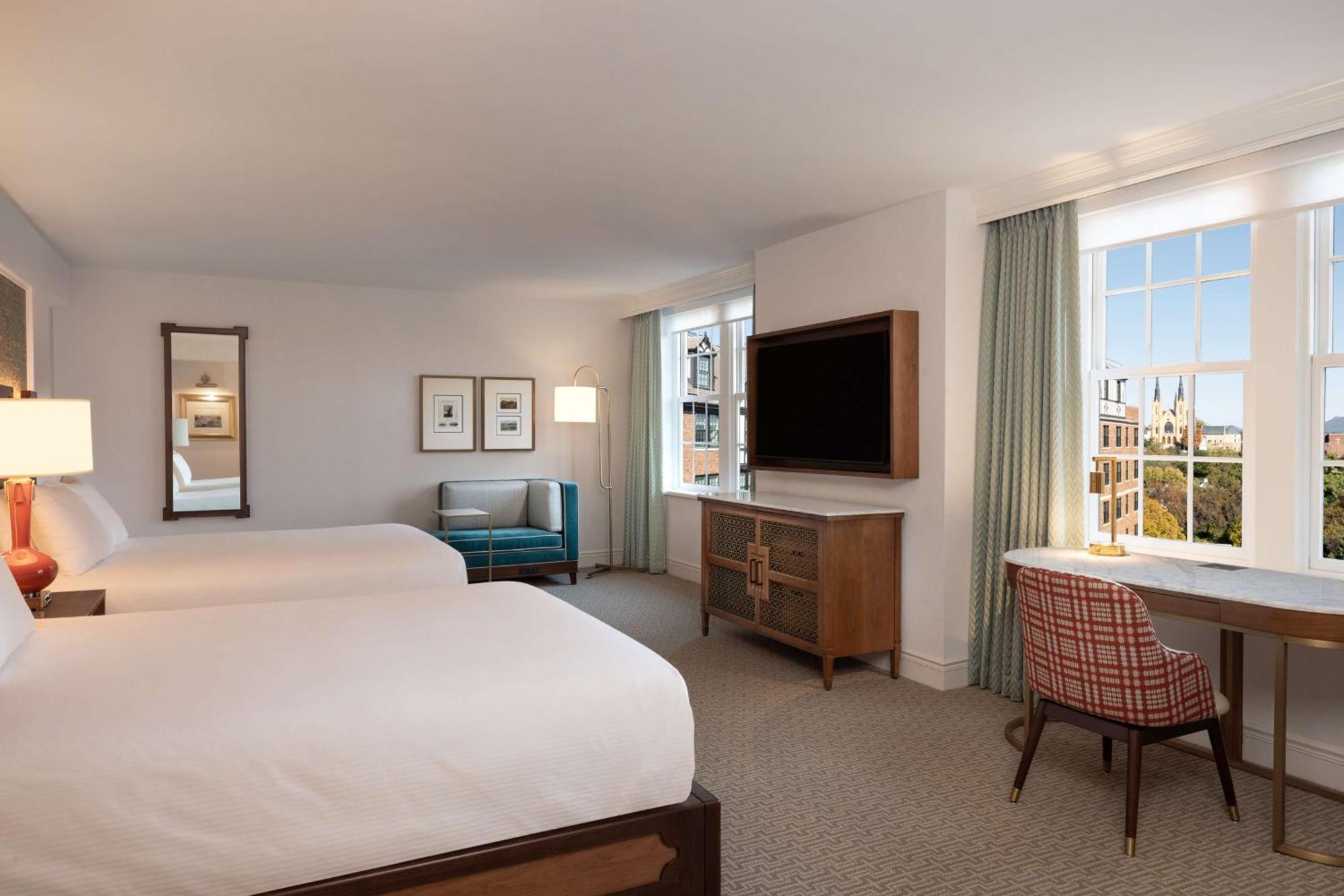 Hotel Roanoke & Conference Center, Curio Collection By Hilton Exteriör bild